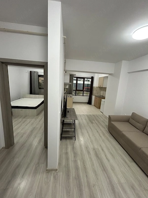 Apartament cu 2 camere in zona Nicolina. - imagine 1