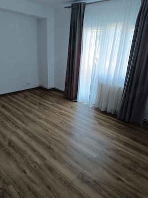 Apartament 3 camere parter C.R.Vivu - imagine 9