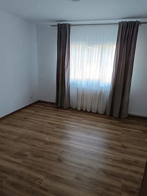 Apartament 3 camere parter C.R.Vivu - imagine 8