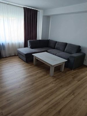 Apartament 3 camere parter C.R.Vivu - imagine 2