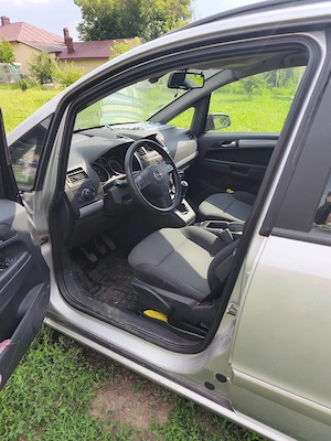 Opel Zafira 1.9 diesel, 7 locuri 