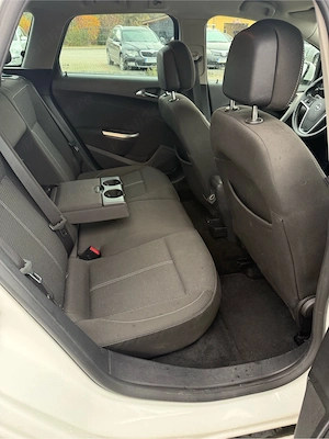 Opel Astra J  - imagine 6