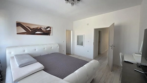 Duplex premium cu 4 camere, piscina si mansarda amenajata | Dumbravita - imagine 15