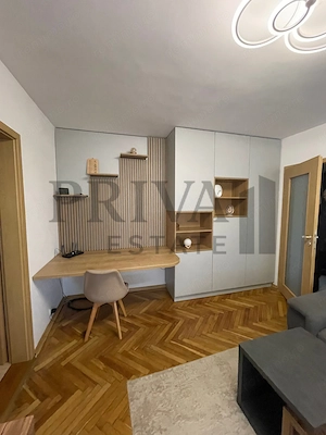 Apartamement decomandar 2 camere, etaj 1, centrala, Medicina - imagine 4