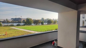 Inchiriere Ap 2 camere + Terasa vedere lac Straulesti - imagine 3