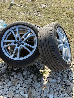 Vand cauciucuri vara brigestone