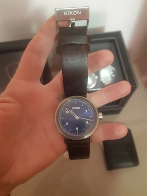 Ceas Nixon The Stark Leather 100M - Ca NOU (Purtat de 2-3 ori)