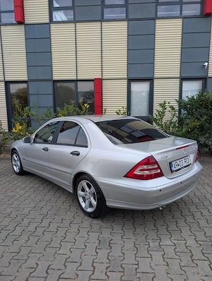 Mercedes C-class 220 Diesel - 115.000km - Înmatriculat - AUTOMATIC  - imagine 3
