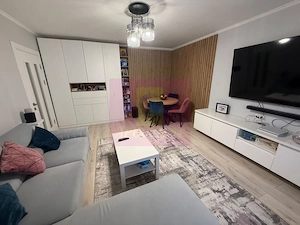 Apartament de vanzare 3 camere Mall Vitan, cu Centrala proprie