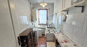 Vânzare apartament 3 camere, et. 3, str. Olari - zona Liceului Pedagogic - imagine 6