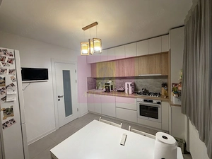 Apartament de vanzare 3 camere Mall Vitan, cu Centrala proprie - imagine 7