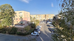 Vânzare apartament 3 camere, et. 3, str. Olari - zona Liceului Pedagogic - imagine 9