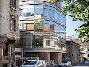 Glass House - Spatii de birouri in zona ultracentrala