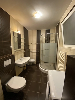 Închiriez ap. 3 camere  - imagine 6