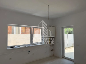 Duplex de vanzare cu 4 camere si 2 bai ,Ghiroda - imagine 8
