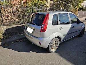 Ford fiesta 1.3i - imagine 5