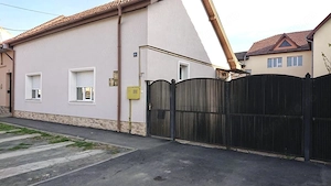 Casa individuala P+E+M cu 7 camere, garaj 140mp, 1084mp teren - Timisoara - imagine 2