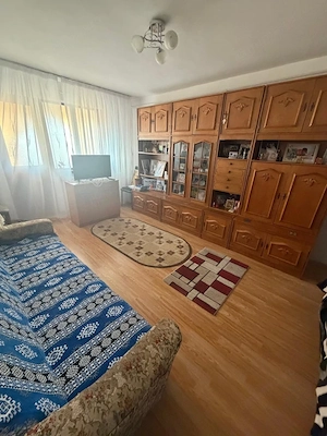 Apartament de vanzare, cu 2 camere, 53 mp, zona Craiovita - imagine 2