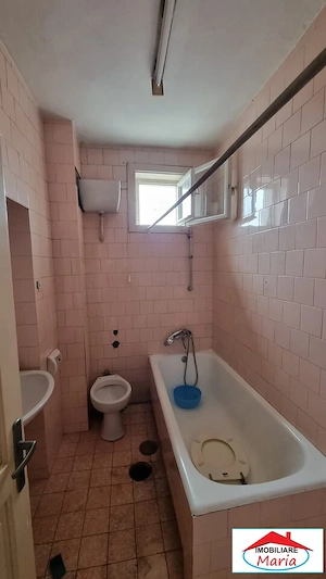 Apartament etaj 1 in asociatie 4 camere semicentral - imagine 9
