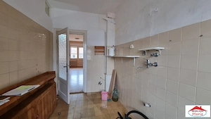 Apartament etaj 1 in asociatie 4 camere semicentral - imagine 4
