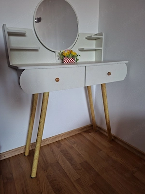 Masuta de Machiaj