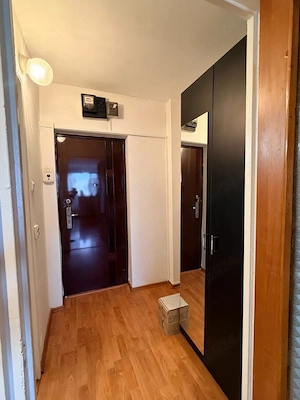  Garsonieră de vânzare   zona Favorit, Drumul Taberei - imagine 3