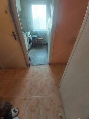 vind garsoniera centrala,et 1,str eroilor, NEAMENAJATA - imagine 6