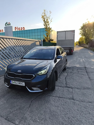 Vând KIA Niro hybrid 2019  - imagine 8