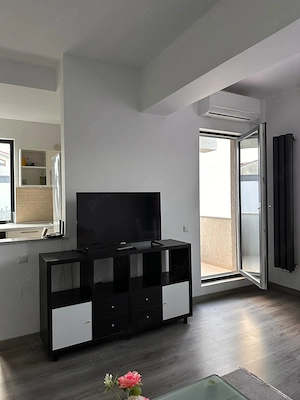 Închiriez apartament 2 camere, Sector 6   Terasă și parcare privată acoperită  - imagine 5