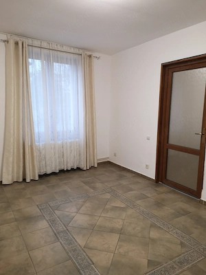 Inchiriez apartament 2 camere, la casa, parter, zona Kaufland - Avram Iancu - imagine 2