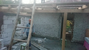 Casă primitoare, în zonă superbă și liniștită  - imagine 12