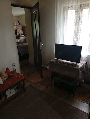 Casă primitoare, în zonă superbă și liniștită  - imagine 13