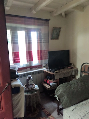 Casă primitoare, în zonă superbă și liniștită  - imagine 14