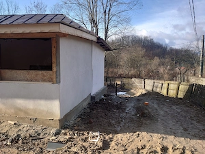 Casă primitoare, în zonă superbă și liniștită  - imagine 20
