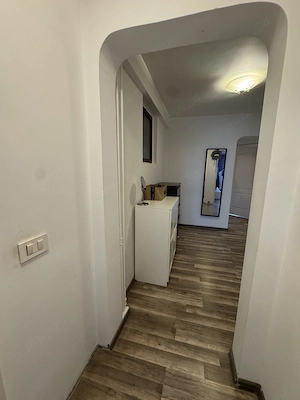 Vând apartament 3 camere -Mega Mall - imagine 10