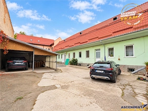 Corp de casa cu farmec autentic,4 camere, parcare,curte,dublu potential,Central,Brasov - imagine 7