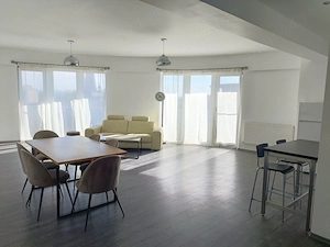 Închiriez apartament 2 camere, zona centrală Satu Mare 