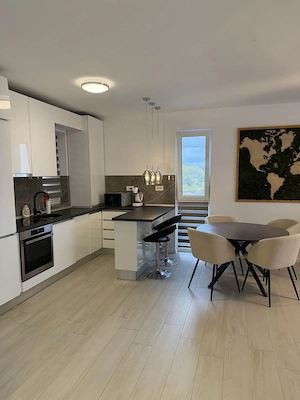Apartament PREMIUM de închiriat | Totul NOU | 490  +Loc de parcare subteran - imagine 4