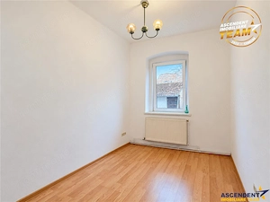 Corp de casa cu farmec autentic,4 camere, parcare,curte,dublu potential,Central,Brasov - imagine 4