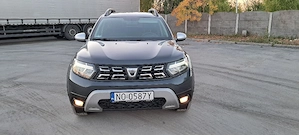 Dacia Duster 2022 1.0 gpl euro 6 - imagine 3