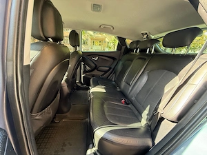Hyundai ix35 2.0 CRDi | 184 CP | 4x4 AUTOMAT | 2012 | 188.250 km | Interior piele - imagine 7