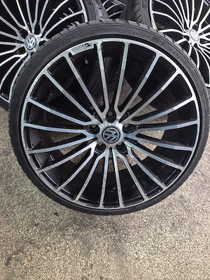 Jante 19" și cauciucuri 215 35 19