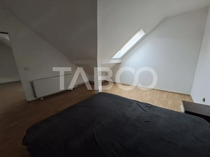 Apartament la mansarda de vanzare 3 camere Vasile Aaron - imagine 5