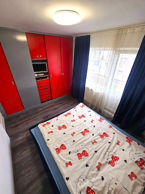 Apartament 3 camere decomandat + 2 balcoane | Mobilat si utilat - imagine 10
