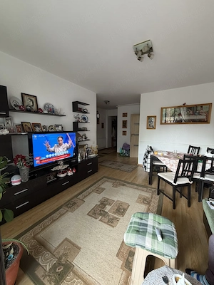 Vând apartament cu 3 camere, situat la parterul unui imobil construit în anul 2014, zona Dămăroaia - imagine 3
