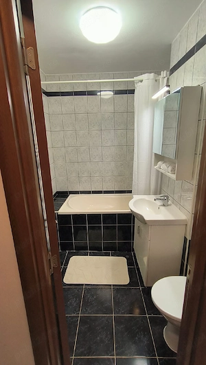 Proprietar inchiriez ap 3 cam doua bai central - imagine 10