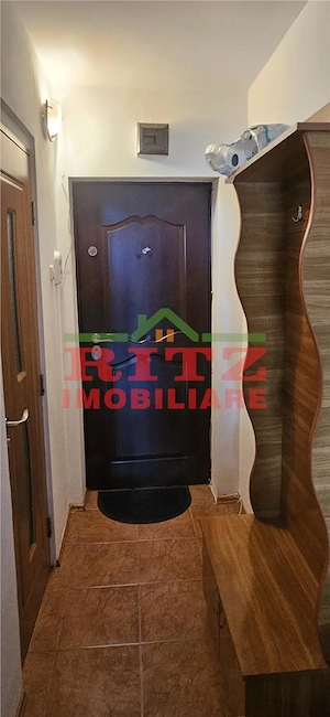 INCHIRIERE APARTAMENT 2 CAMERE!!!!! - imagine 9