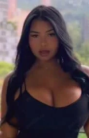 bruneta  senzuala 