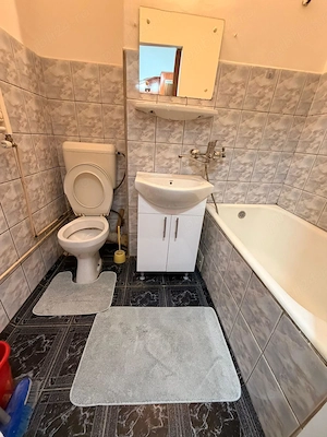 Închiriez apartament - imagine 5