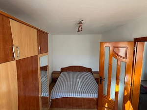 Închiriez apartament - imagine 4